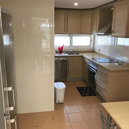 Willa Gloria *
